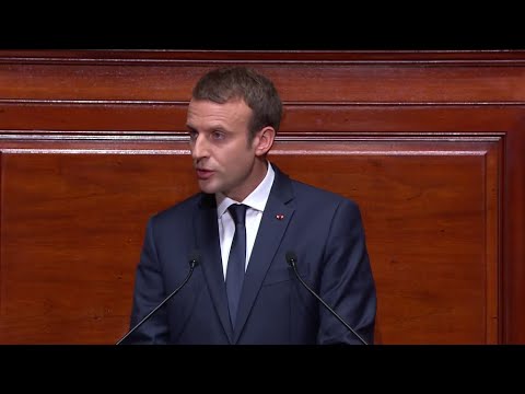 شاهد إيمانويل ماكرون يكشف دور باريس في مكافحة التطرّف