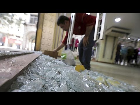 مقتل شخص وإصابة آخرين إثر انفجار عبوة ناسفة