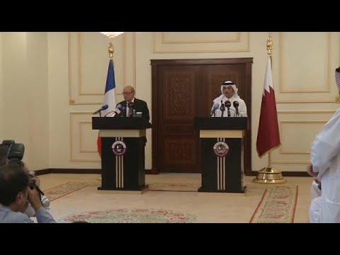 شاهد وزير خارجية فرنسا في جولة خليجية لدعم جهود الوساطة بين قطر وجيرانها