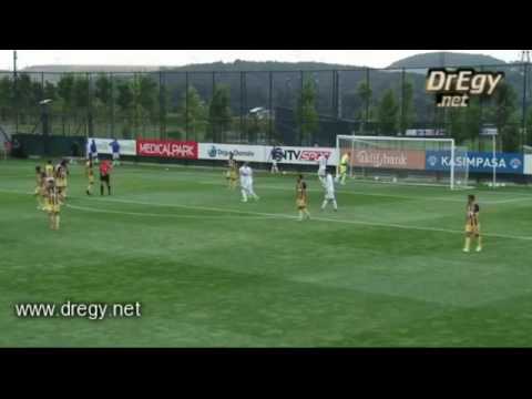 شاهد تريزيجيه يسجل هدفين مع قاسم باشا