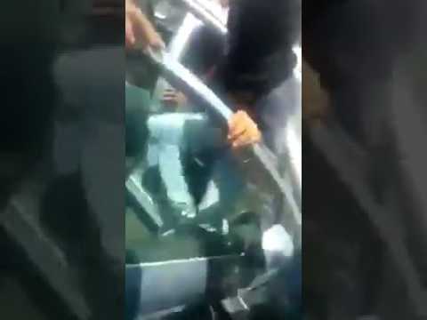 لحظة استشهاد الفلسطيني محمد شرف في جمعة الغضب