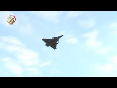 شاهد القاهرة تتسلم الدفعة الرابعة من مقاتلات رافال متعددة المهام