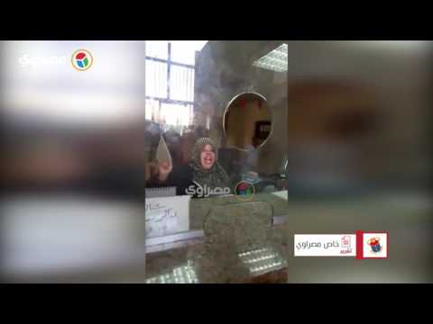موظفة حجز القطارات في محطة مصر تشتم الركاب