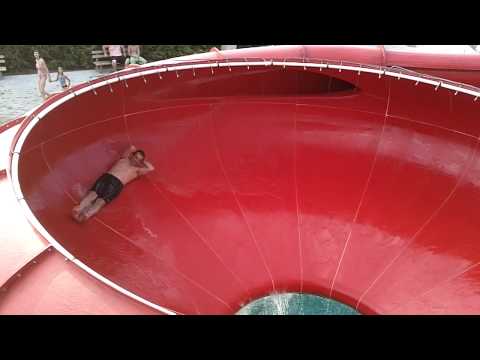 أغرب طريقة للسباحة في العالم