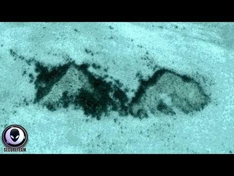 شاهد رجل يعثر على هرمين أسفل مياه أميركية