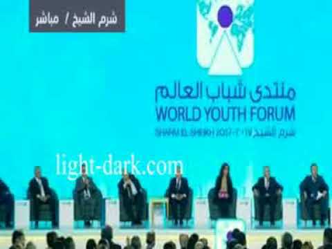 شاهد رد فعل الرئيس السيسي على شاب مصري انفعل أثناء المنتدى