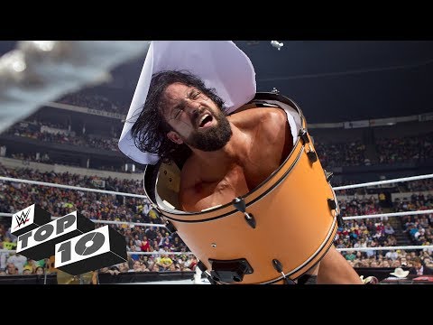 شاهد مصارعون يحولون الآلات الموسيقية إلى أدوات حرب