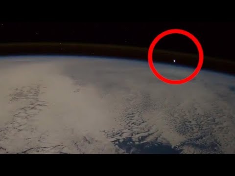 جسم غريب يخترق الغلاف الجوي للأرض يثير ضجة