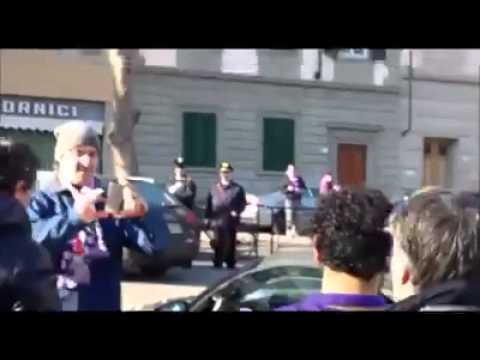 جماهير فيورنتينا تلتف حول محمد صلاح