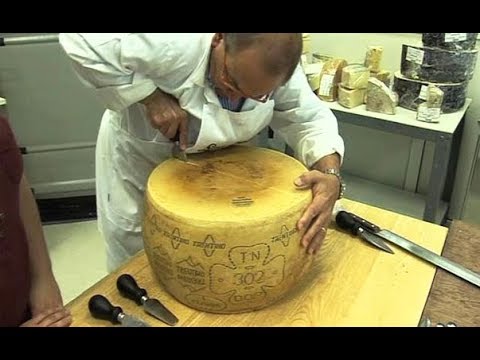 شاهد كيفية كسر او فتح جبن البارميزان