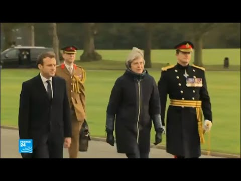 توقيع معاهدة بين فرنسا وبريطانيا