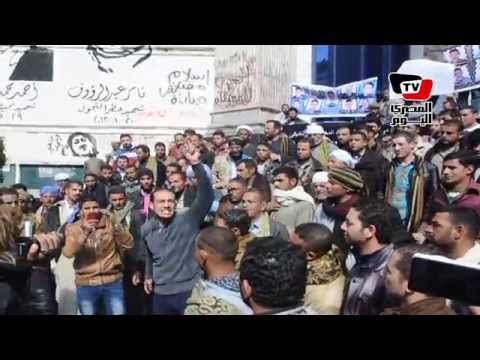 أهالي المختطفين في ليبيا يتظاهرون أمام الصحافيين