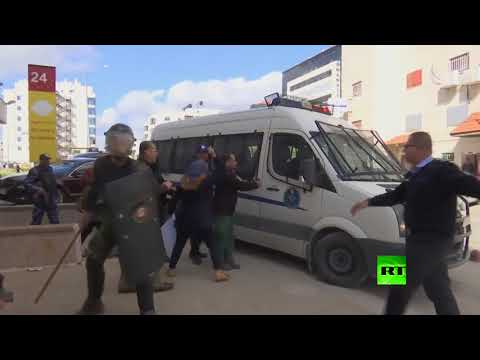 شاهد  استقبال بالبيض لمجموعة من مجتمع مدني في نيويورك في رام الله