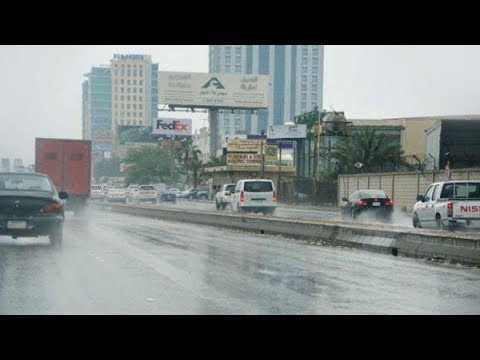 شاهد  استمرار تساقط الأمطار في عدد من المحافظات المصرية