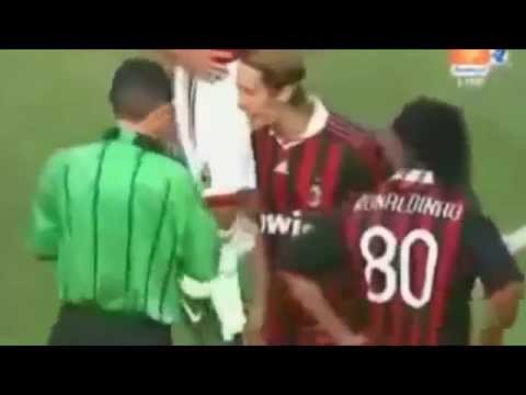 أغرب حالات الطرد في لعبة كرة القدم