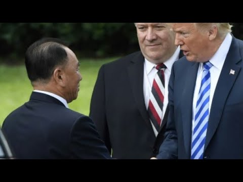 شاهدترامب يؤكد انعقاد القمة مع كوريا الشمالية في 12 حزيران في سنغافورة