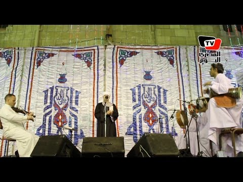 المنشد محمود التهامي يشعل مولد الإمام الحسين