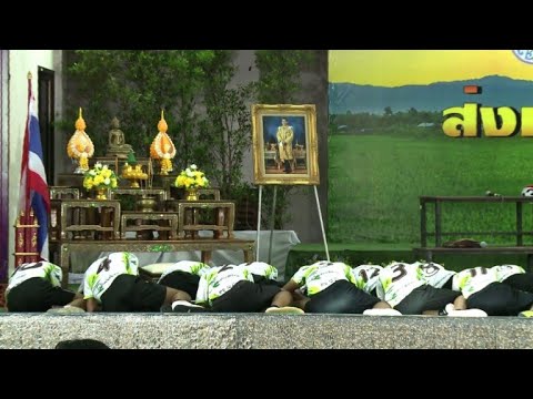 شاهد الفتيان التايلانديون يروون معجزة إنقاذهم في مؤتمر صحافي