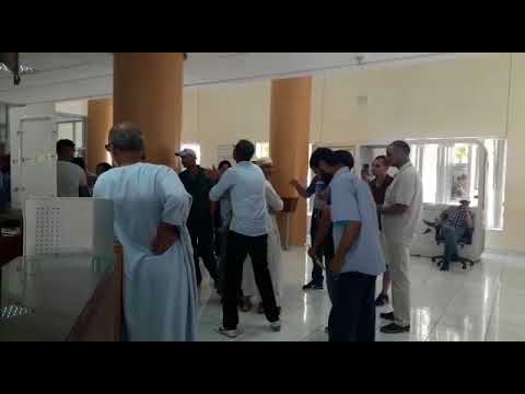 ازدحام في البنك المركزي في مدينة القنيطرة