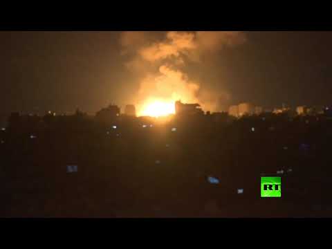 شاهد لحظة الضربة الإسرائيلية على قطاع غزة