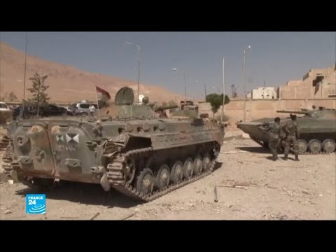 شاهدخوف متصاعد من مجزرة في إدلب