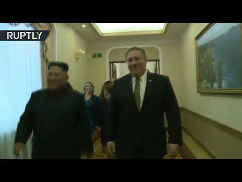 شاهد  وزير الخارجية الأميركية يلتقي كيم جونغ أون في بيونغ يانغ