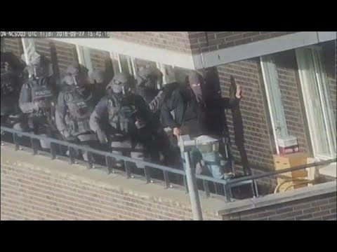 لحظة توقيف 7 هولنديين يشتبه في تخطيطهم لهجوم مُتطرّف