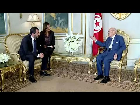 وزير داخلية إيطاليا يزور تونس لبحث الهجرة غير الشرعية