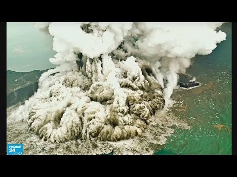 شاهد ارتفاع عدد ضحايا تسونامي  إلى 373 قتيلًا