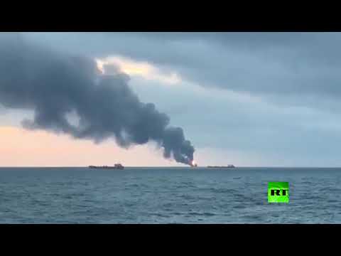 مقتل 14 بحارًا جراء حريق على متن سفينتين في مضيق كيرتش