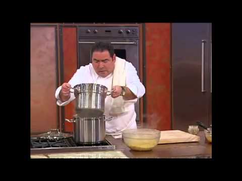 قفل يتيح فتح وإغلاق المنزل عبر الهاتف