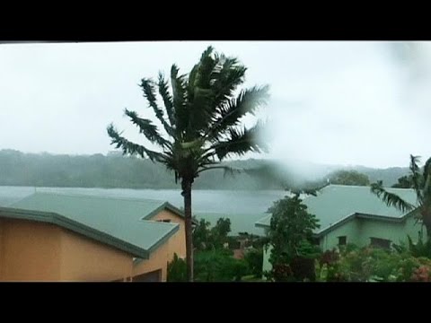 شاهد بام يُهدد سكان جنوب المحيط الهادي