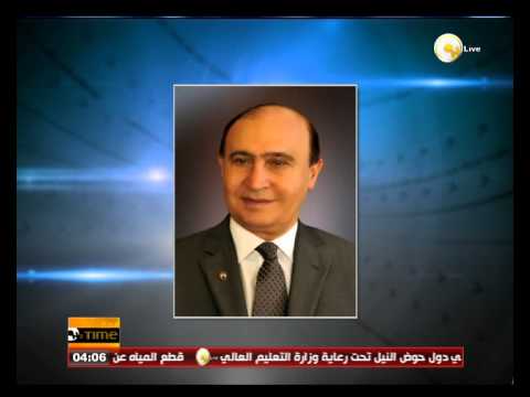 مميش يؤكد رفع الرمال المشبعة بالمياه في قناة السويس