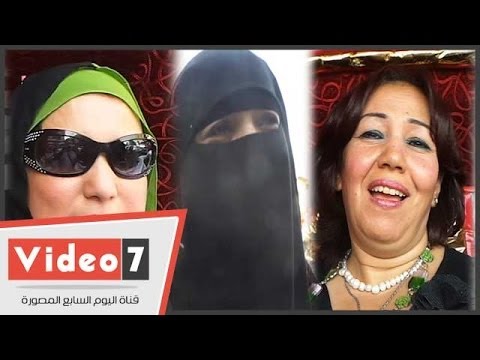 سيدات يشاركن في مسيرة لتأييد السيسي