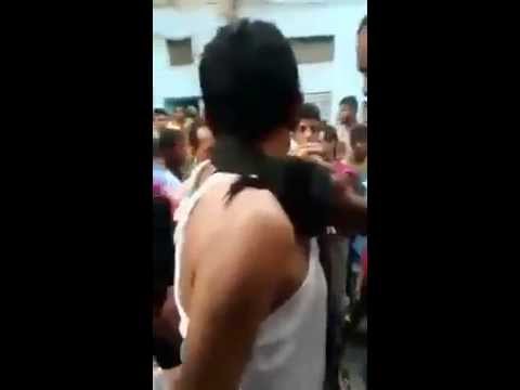 لحظة القبض على قناص حوثي