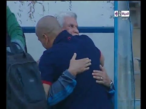 شاهد مصافحة لاعبي الأهلي للمعلم حسن شحاتة