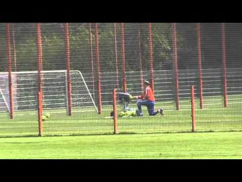 شاهد مدافع كرات تُجهز حراس البايرن لمواجهة برشلونة