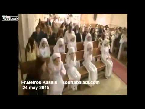 فيديو لحظة سقوط قذيفة على كنيسة سورية