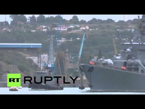 بالفيديو طراد موسكفا يسير إلى البحر الأبيض المتوسط