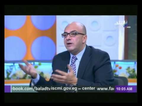 فيديومروان يونس يكشف سبب مرافقة الفنانين الرئيس في ألمانيا