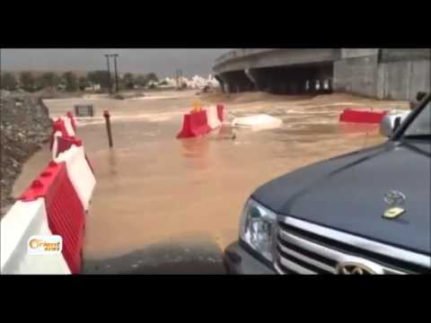 شاهد العاصفة آشوبا تتسبب في فيضانات في عمان