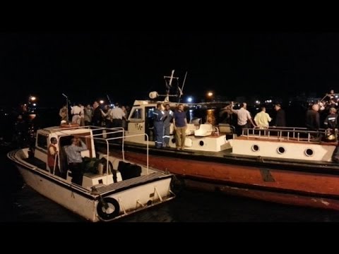 بالفيديو لحظة انتشال جثث المركب الغارق في الوراق
