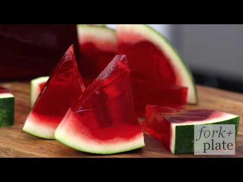 شاهد طريقة عمل جيلي البطيخ لمقاومة حر الصيف