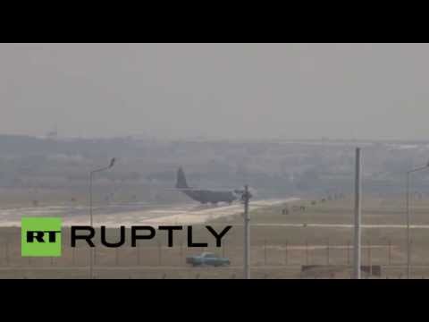 شاهد الطائرات الأميركية تهبط في القاعدة الجوية التركية