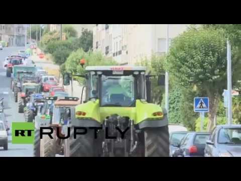 شاهد مظاهرات مناهضة للعقوبات الأوروبية على روسيا