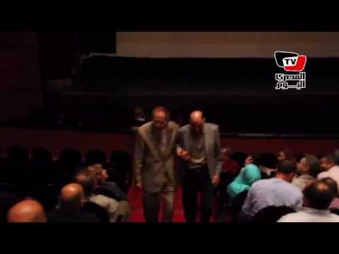 محمود ياسين يحيي جمهوره في عرض