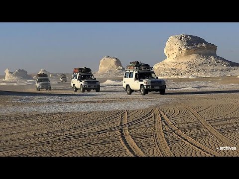 مقتل 12 شخصا بينهم مكسيكيان بنيران الأمن المصري