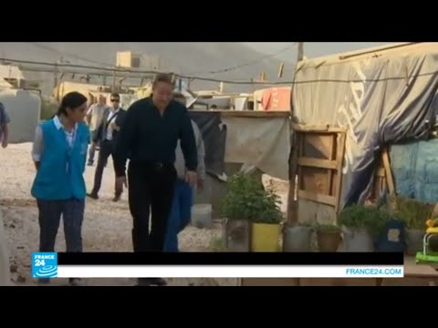 شاهد كاميرون يزور اللاجئين السوريين في لبنان