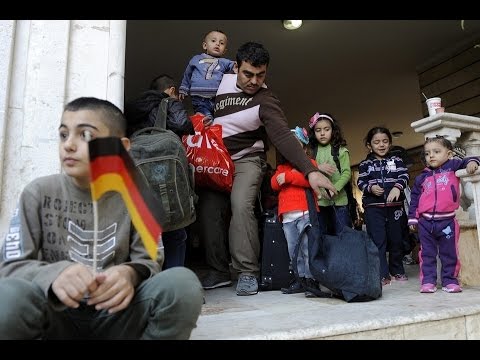 شاهد المفوضية السامية لشؤون اللاجئين ترصد أسباب أزمة الهجرة
