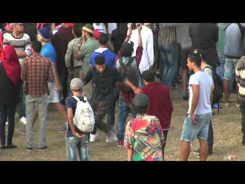 بالفيديو تعر وعناق وقاصرات يدخن السجائر خلسة في الدار البيضاء